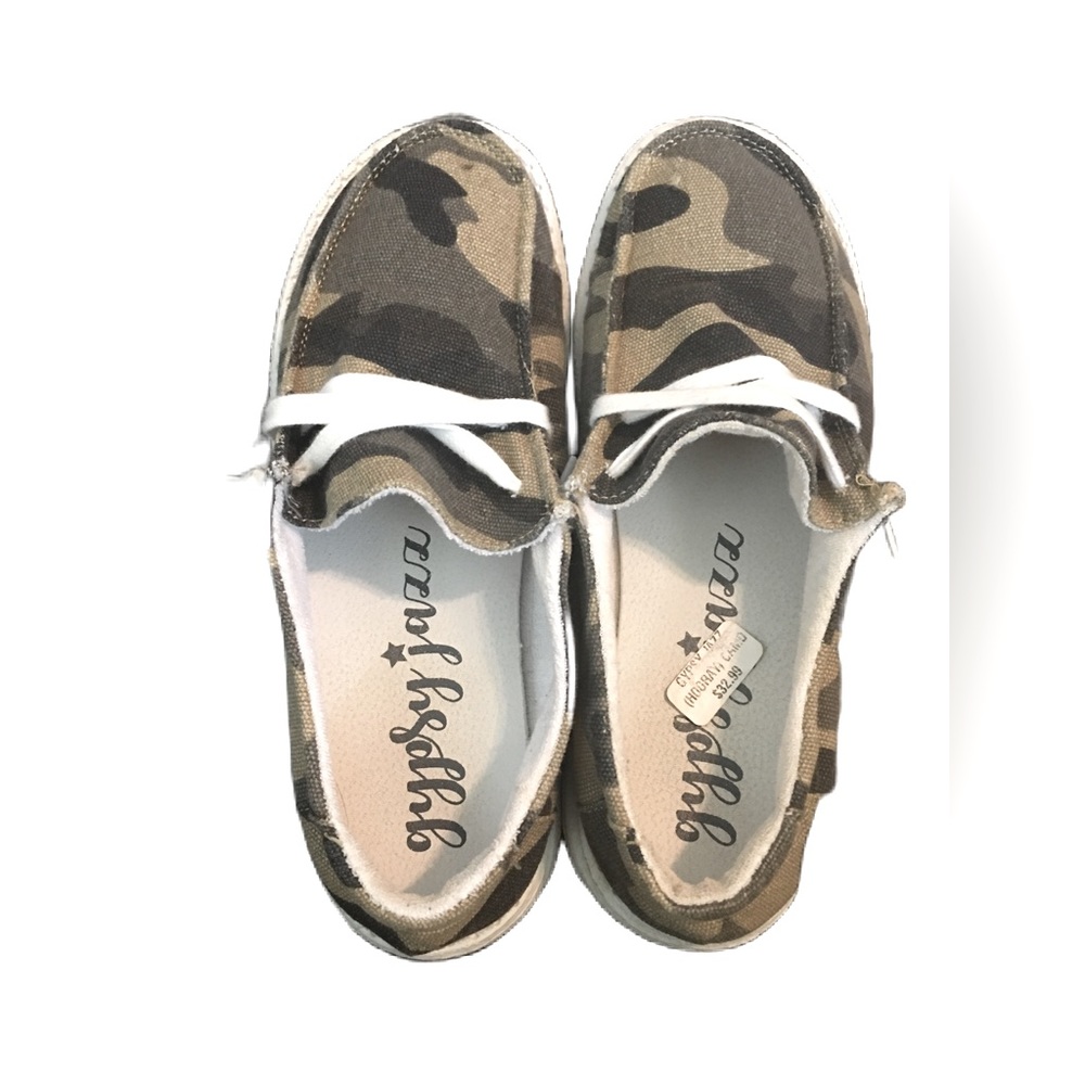 Gypsy Jazz Women’s Size 7 Camo Loafers - Picture 2 of 6